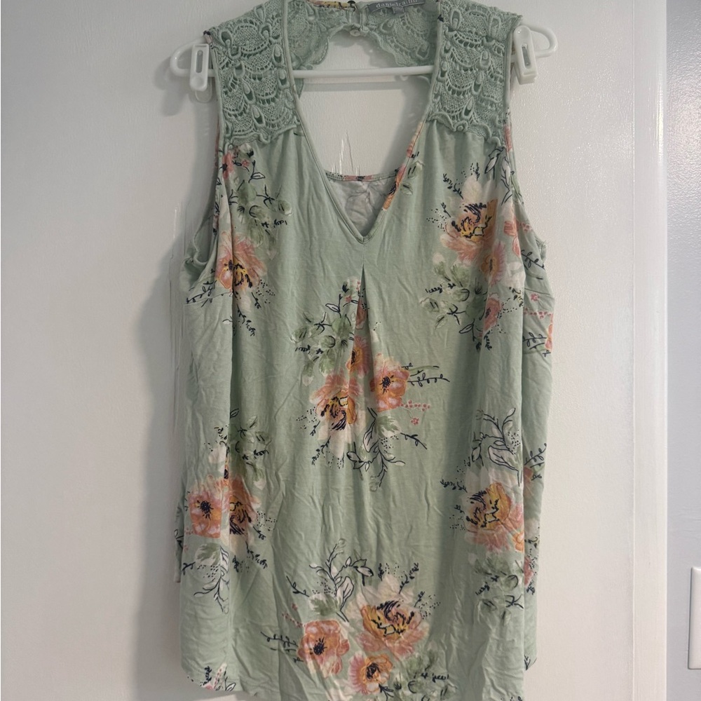 Daniel Rainn Fantine Crochet Detail Knit Sage Green Floral Lace-Trim V-Neck Tank